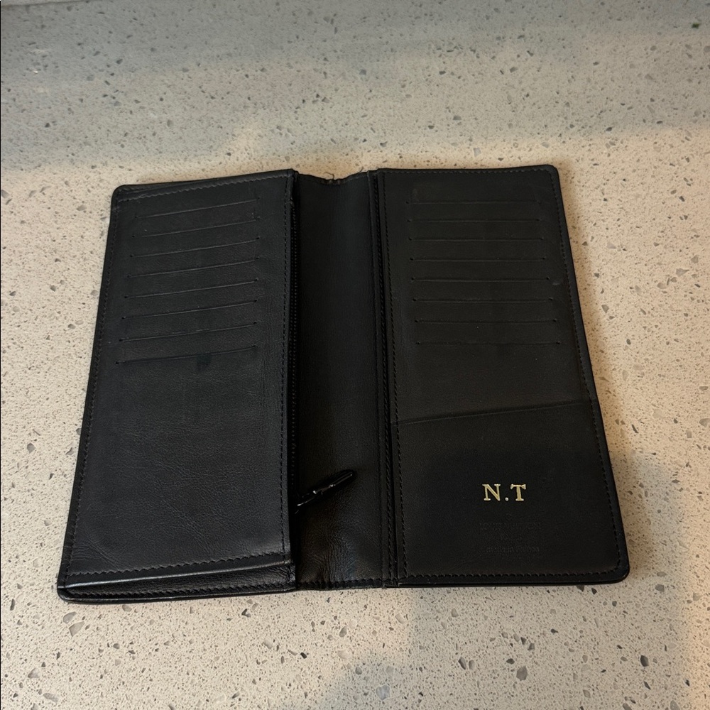 LOUIS VUITTON - Monogram Wallet - Picture 7 of 14